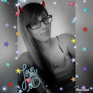 Meet your Posher, Nicole